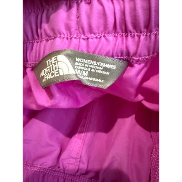 North Face Shorts Womens Size Medium Purple 3.5" Pull On Hiking Hybrid Short - Picture 3 of 10